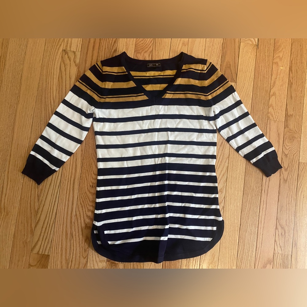 Let’s and Me casual knit top